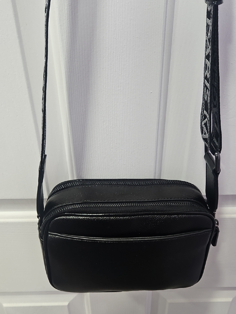 Karl Lagerfeld Paris Maybelle Crossbody Bag - NWT - Picture 10 of 12
